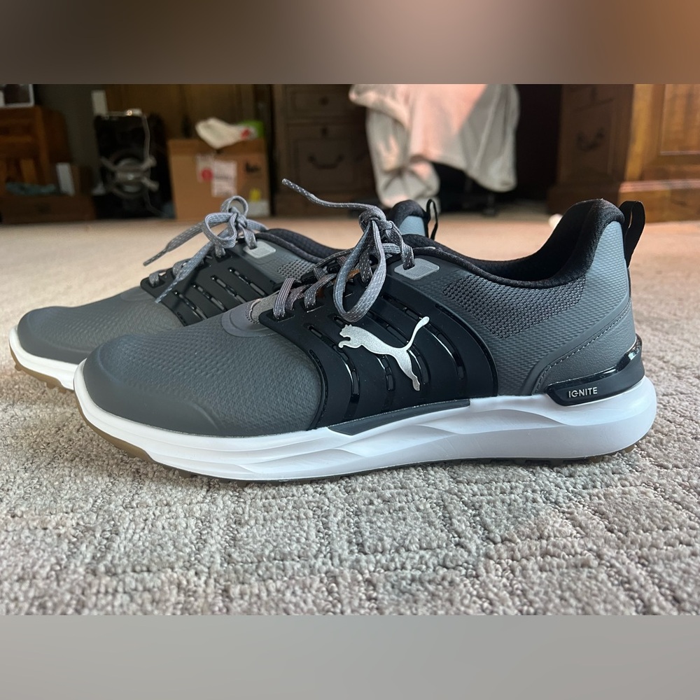 NWOT Puma Ignite Men's Gray & Black Golf shoes